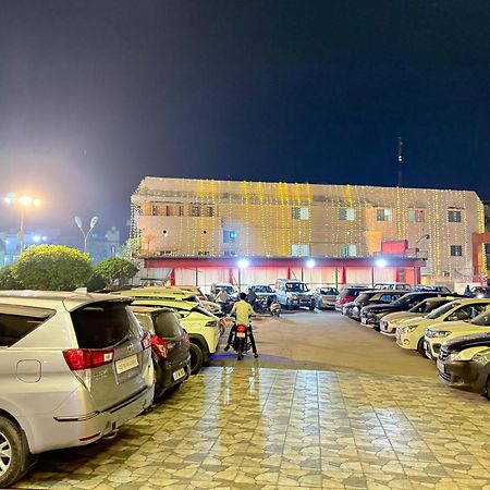 Hotel Emperor Paradise Bilaspur  Ngoại thất bức ảnh