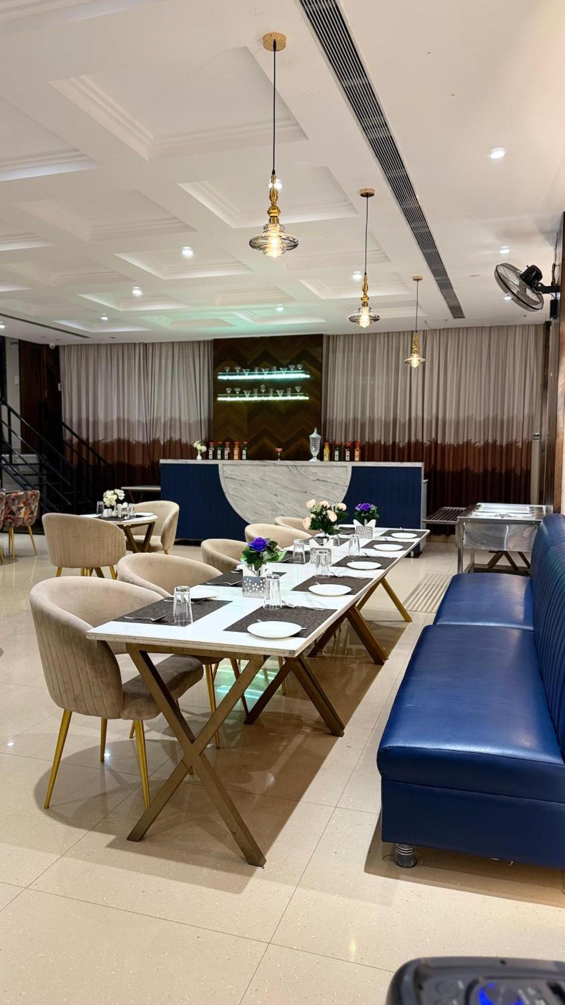 Hotel Emperor Paradise Bilaspur  Ngoại thất bức ảnh