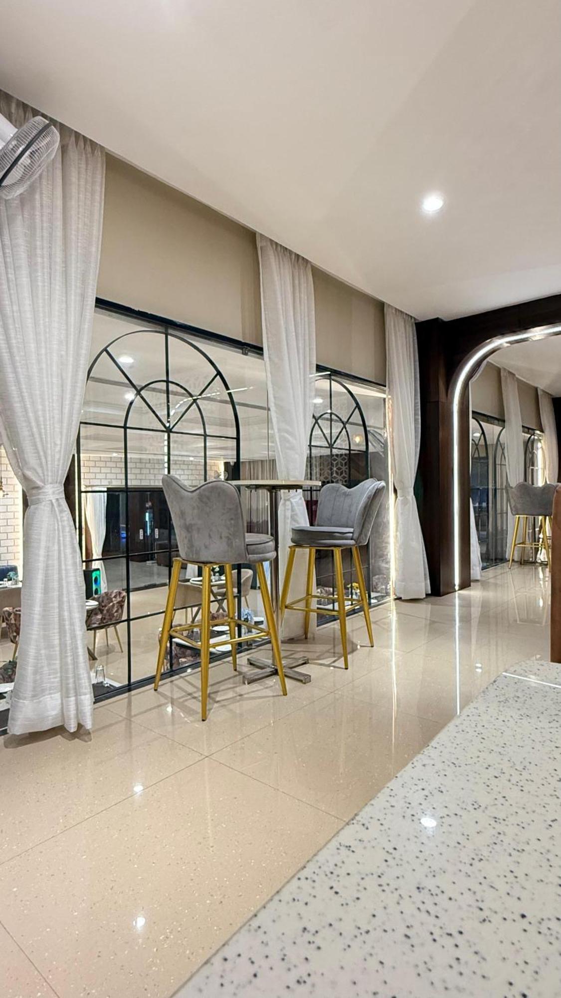 Hotel Emperor Paradise Bilaspur  Ngoại thất bức ảnh